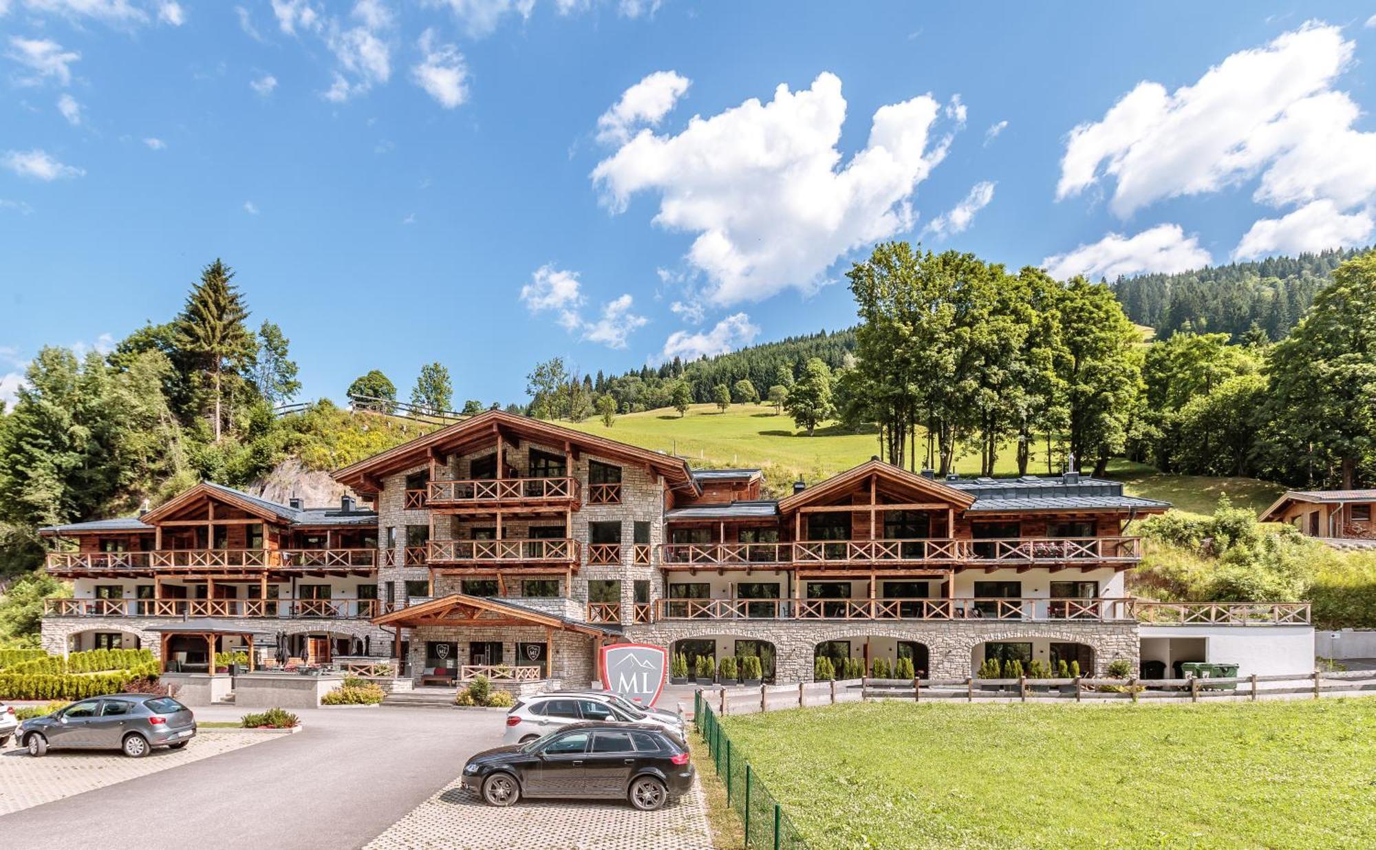 Avenida Mountain Lodges Saalbach Saalbach-Hinterglemm Exterior foto